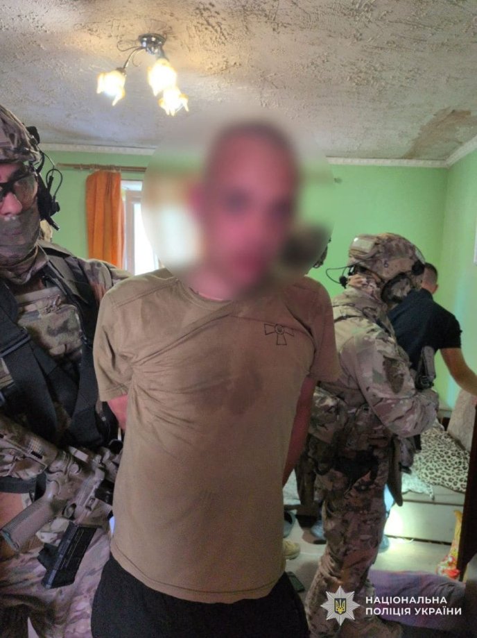Заручників звільнили, а зловмисника затримали / фото: Поліція Закарпаття
