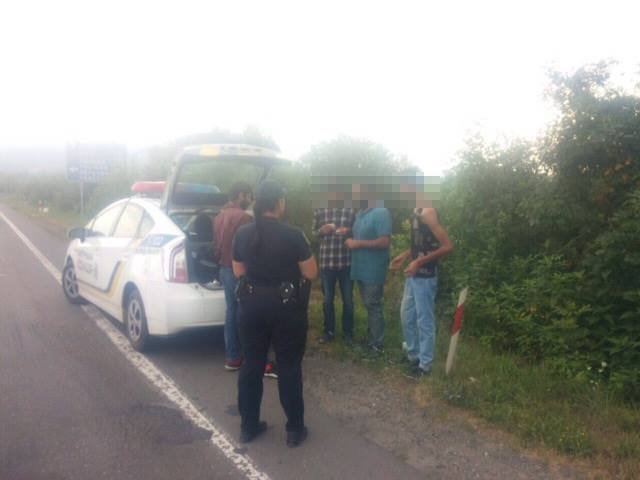 Нелегали зізналися, скільки платили за переправку до країн ЄС – 02