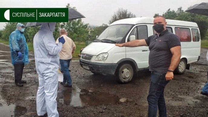 Село закрили на карантин: оприлюднено фото – 03