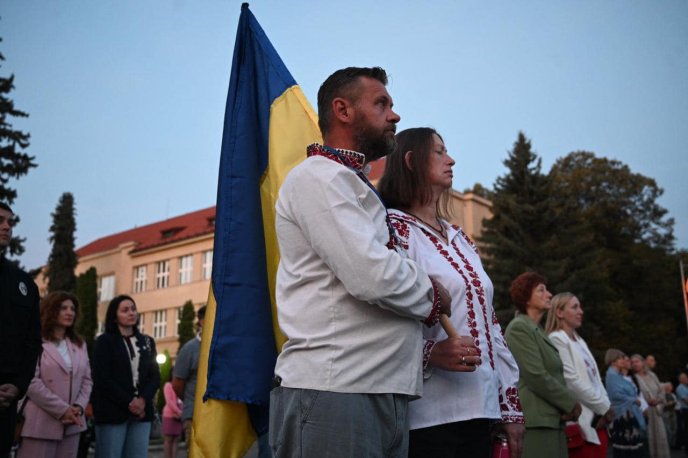 Вранці в Ужгороді відбулась «Молитва за Україну» – 02 Вранці в Ужгороді відбулась «Молитва за Україну» – 02