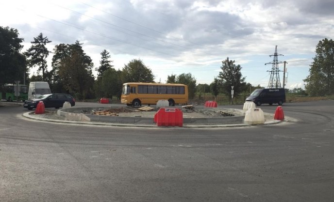 У Мукачеві будують нову кільцеву розв’язку – 03 У Мукачеві будують нову кільцеву розв’язку – 03