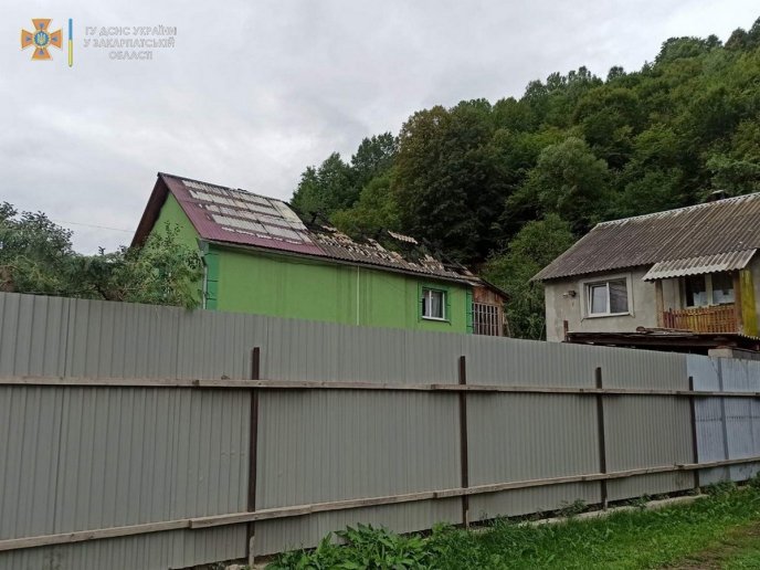 Вночі горів двоповерховий житловий будинок – 02