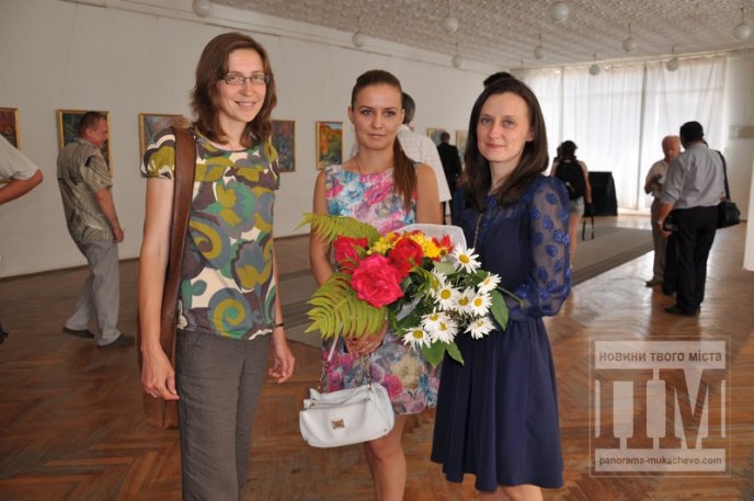 У Мукачеві відкрилась виставка картин подружжя Антонієвих (ФОТО) – 09