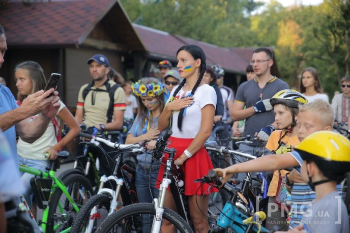 Миттєвості велозаїзду у Мукачеві: фоторепортаж із "Літньої зустрічі цімборів" – 36