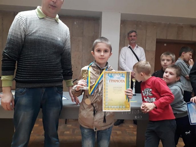 Мукачівець переміг на обласному чемпіонаті з шахів – 04