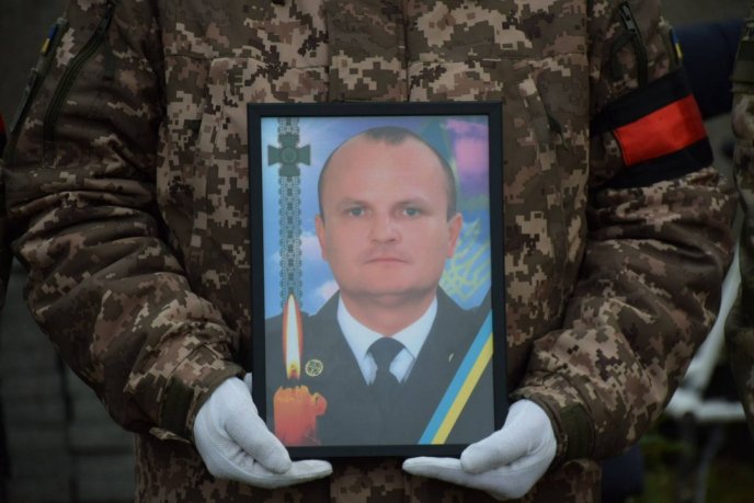 На Закарпатті провели в останню дорогу полеглого захисника – 01