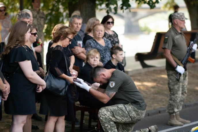 Поховали закарпатця, який загинув, виконуючи бойове завдання – 05