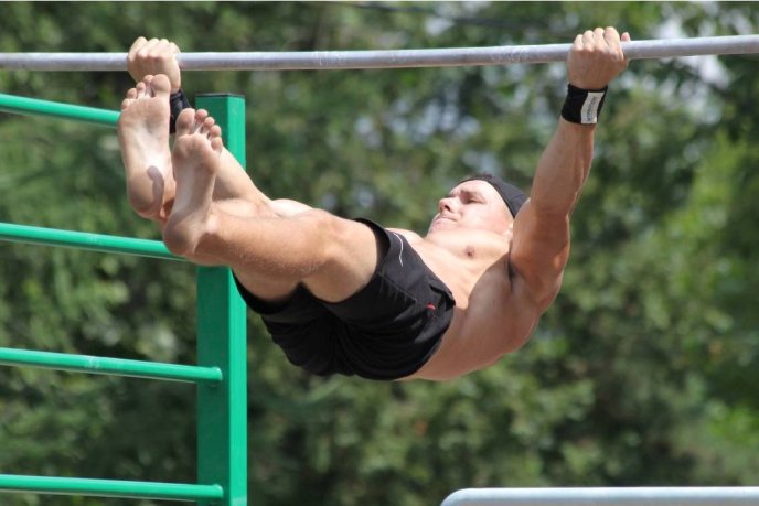 Street Workout у Мукачеві: спортсмени показали неймовірні вміння – 02