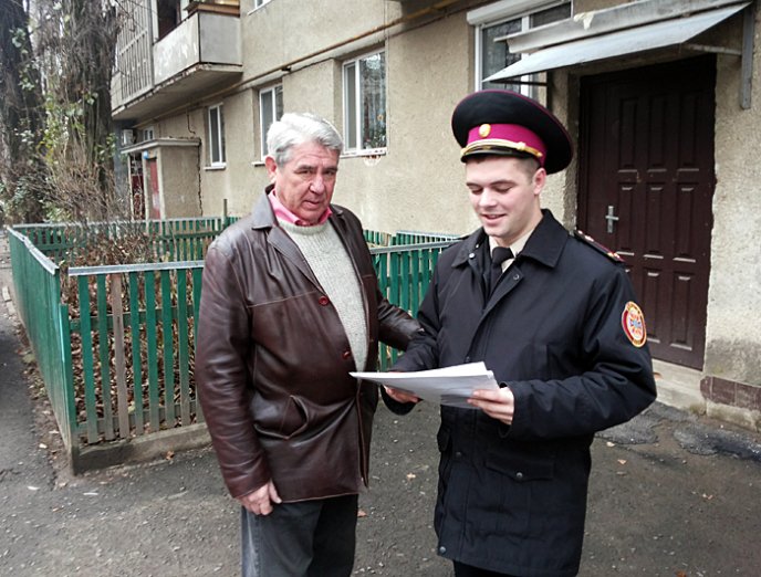 Ужгородські рятувальники роз’яснили людям, як правильно користуватись опалювальними приладами – 03