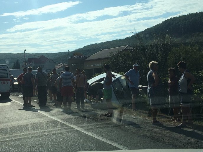 На Мукачівщині пасажирський мікроавтобус потрапив у ДТП – 01