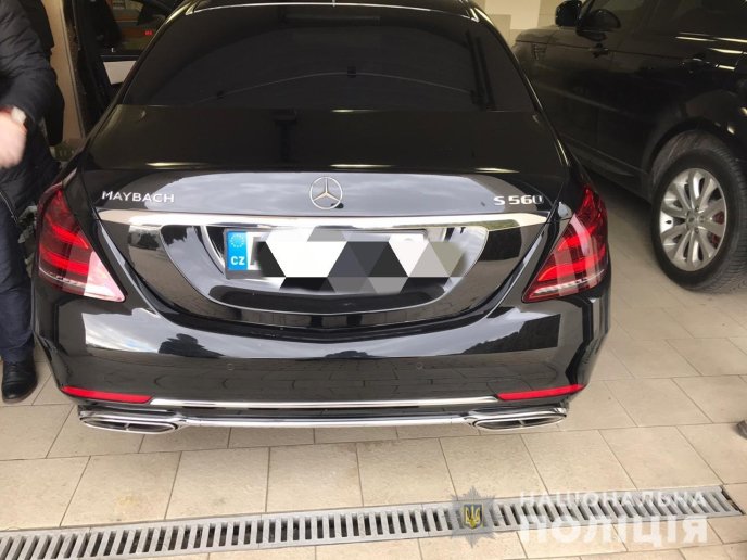 Знаний закарпатець очолював злочинну групу: шокуючі подробиці – 04