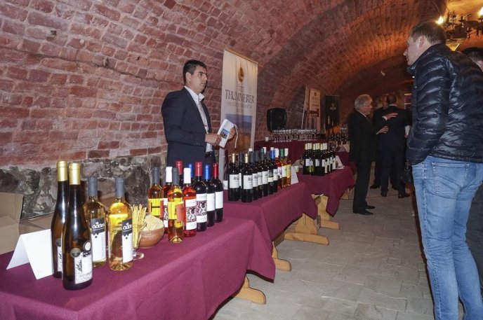 У  «Паланку» представили кращі вина Угорщини – 08