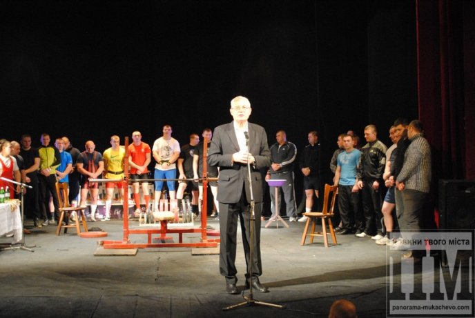 Першість області з пауерліфтингу пройшла в Мукачеві (ФОТО) – 01