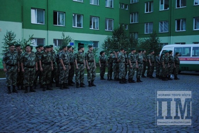 Мукачево радо зустріло прикордонників, які повернулись із зони АТО (ФОТО) – 08