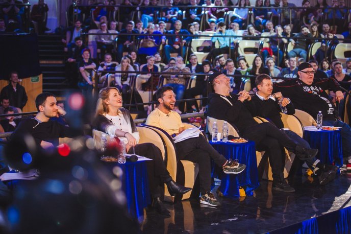 Ужгородські гумористи потрапили у гала-концерт "Ліги сміху" – 03