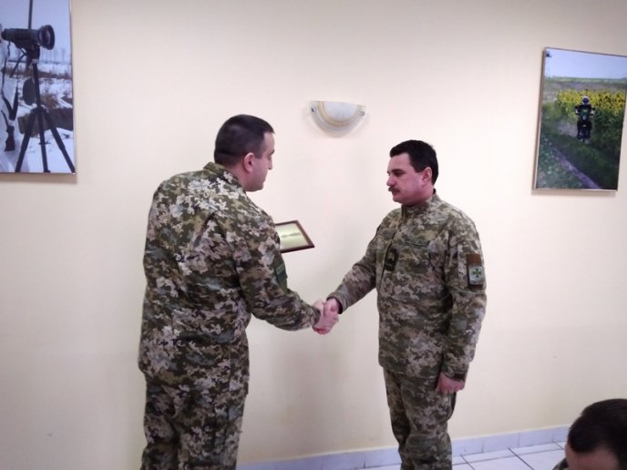 Прикордонники мукачівського загону отримали президентські відзнаки – 03
