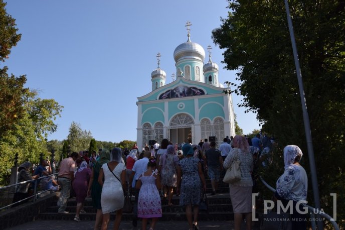 У Мукачівському монастирі відзначають свято Успіння Пресвятої Богородиці – 04