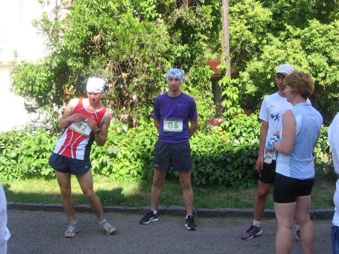 32 бігуни взяли участь у Перечинському напівмарафоні – 07