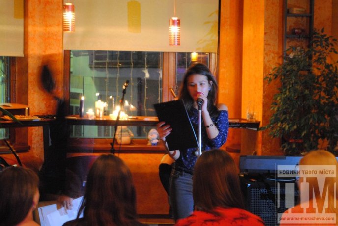 В Мукачеві відбувся поетичний вечір (ФОТО) – 03