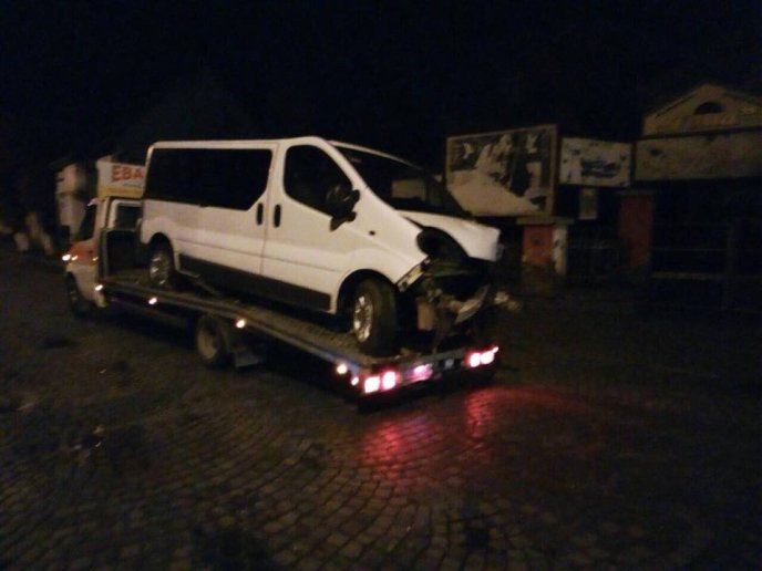 Нічна ДТП на Виноградівщині: після дощу сталось лобове зіткнення – 01