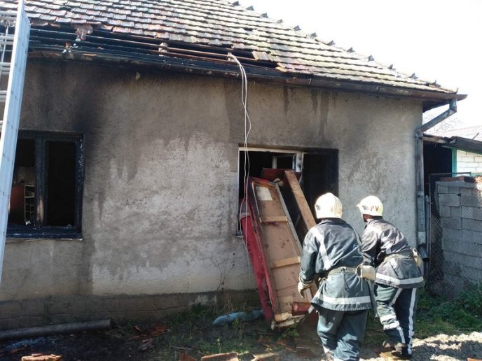 Ледь не сталося найгіршого: у Берегові сусіди вчасно помітили небезпеку – 04 Ледь не сталося найгіршого: у Берегові сусіди вчасно помітили небезпеку – 04