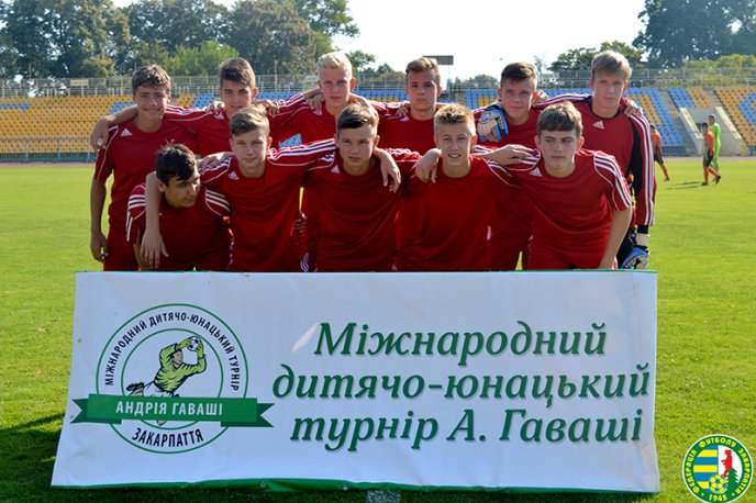 На Закарпатті відбувся футбольний турнір на честь Андрія Гаваші – 03