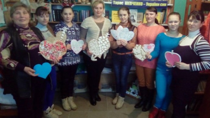 На Тячівщині вчились виготовляти валентинки – 03