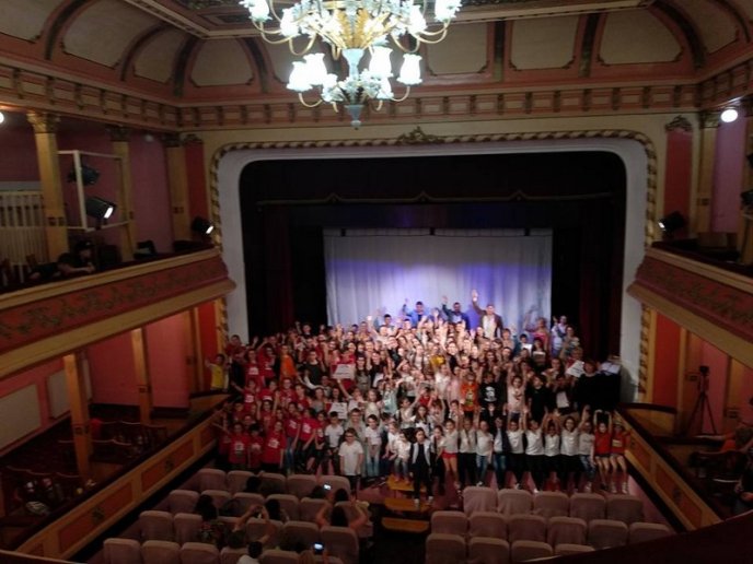 Маленькі мукачівці здобули найвищу нагороду театрального фестивалю "Імпреза над Латорицею" – 05