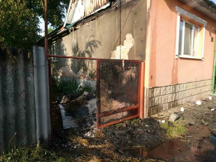 Горіли 2 житлові будинки: подробиці від рятувальників – 01