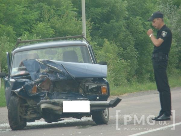 На виїзді з Мукачева у ДТП потрапили два автомобілі "ВАЗ" – 05