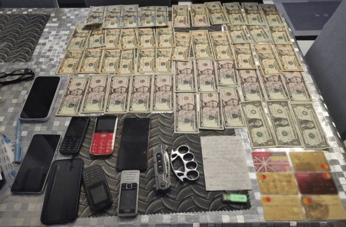 Резонансне викриття у Мукачеві: поліція показала відео затримання – 03