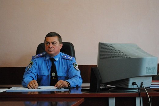 Головний ДАІшник області на прийомі в Мукачеві розповів про світлофор, який встановлять на перехресті Духновича та Садової (ФОТО) – 01 Головний ДАІшник області на прийомі в Мукачеві розповів про світлофор, який встановлять на перехресті Духновича та Садової (ФОТО) – 01