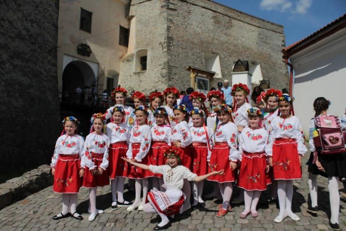 У «Паланку» з піснями та танцями відзначили Міжнародний день музеїв – 01