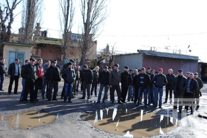 Мукачівський водоканал знову страйкує: люди чотири місяці не бачили зарплату (ФОТОРЕПОРТАЖ)  – 04
