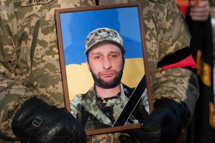 Був призваний до лав ЗСУ в травні: сьогодні поховали ще одного закарпатця – 03 Був призваний до лав ЗСУ в травні: сьогодні поховали ще одного закарпатця – 03