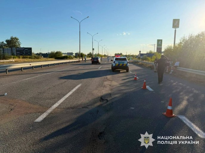 На Ужгородщині авто на смерть збило хлопчика, який перебігав трасу – 01