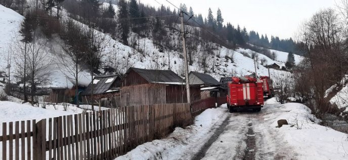 Через коротке замикання електромережі загинув закарпатець – 02