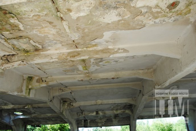 Маленька Прип’ять по сусідству зі школою та багатоквартирним масивом (ФОТО) – 06