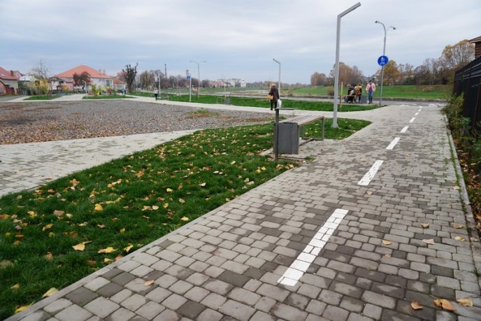 У Мукачеві звели велодоріжку протяжністю майже 3 км – 05