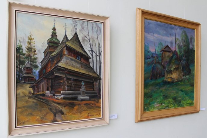 В Ужгороді відкрили унікальну виставку картин дерев’яних храмів Закарпаття – 08
