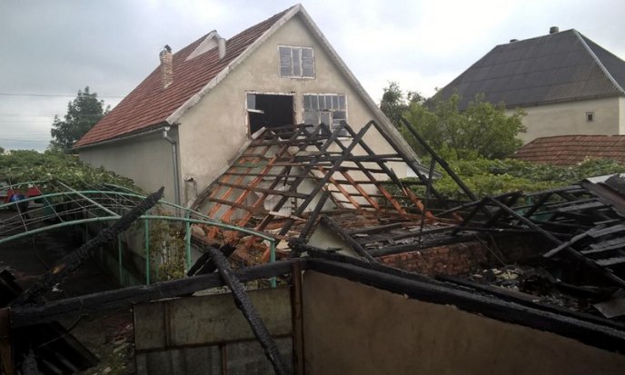 На Мукачівщині вчора вирувала пожежа – 02