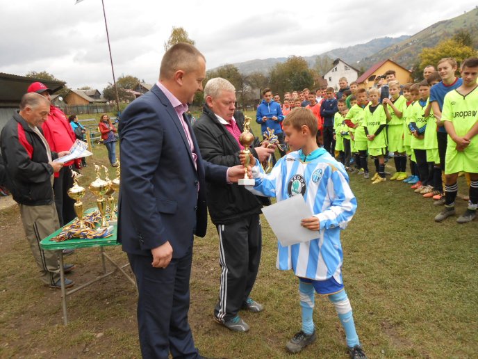 На Рахівщині відбулись матчі Кубка району з футболу – 08