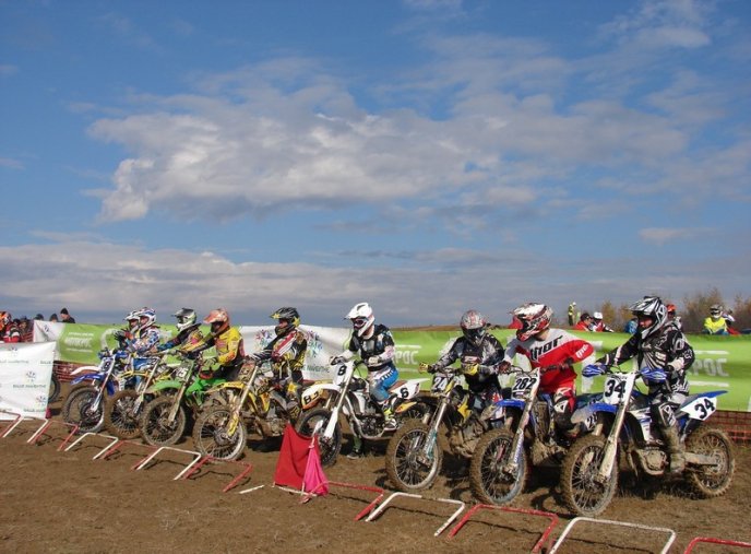 У Хусті проходить V етап Кубка чемпіонату України з мотокросу – 08