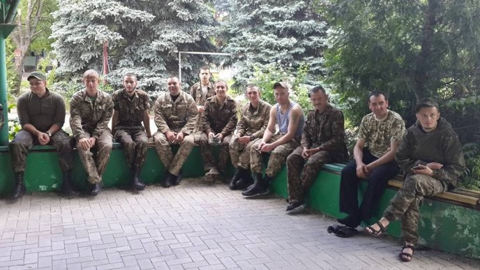 Іршавчани допомогли землякам, які перебувають у зоні АТО – 04