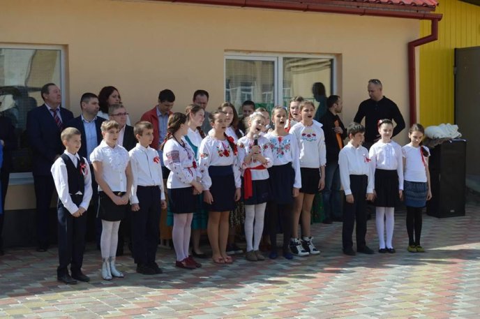 В Ужгороді урочисто відкрили туристичний велоцентр – 03