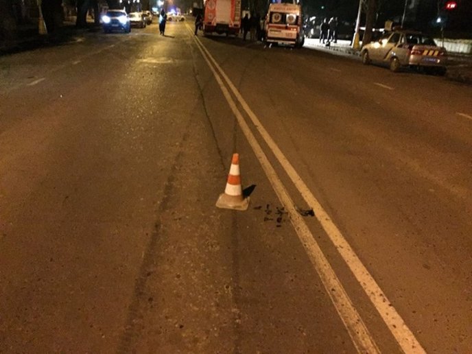 "Водій суттєво перевищив швидкість руху", – поліцейські про смертельну ДТП в Ужгороді – 01