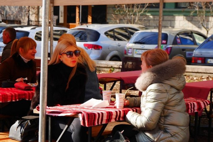 В Ужгороді розпочався триденний "Медовуха Фест" – 17