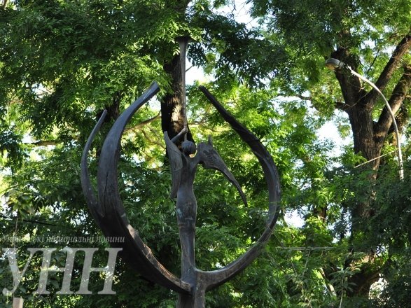 В Ужгороді вшановували пам’ять загиблих правоохоронців – 12