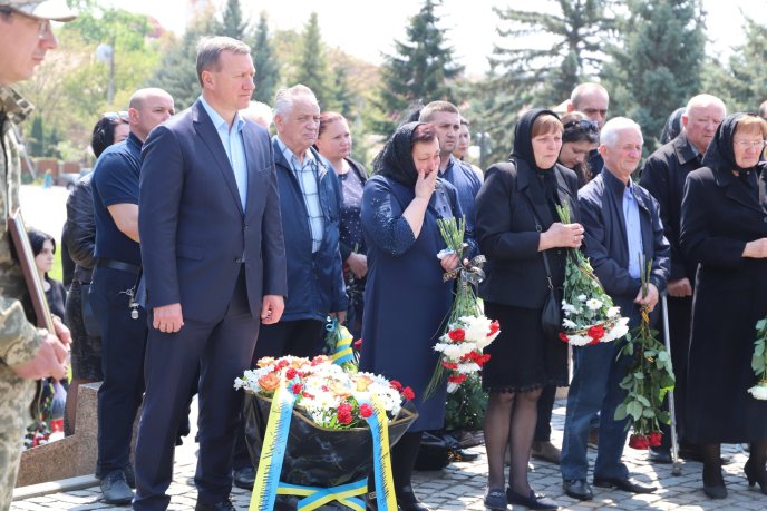 В Ужгороді поховали воїна "Карпатської Січі" Володимира Бісагу – 05