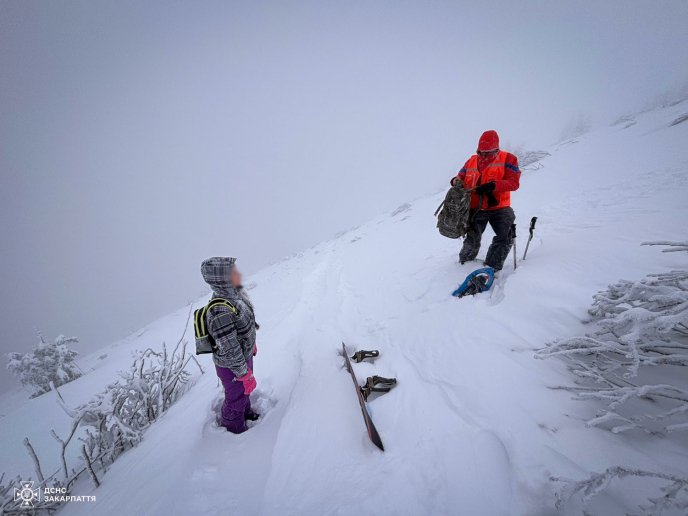 Під час катання на сноуборді заблукала жінка